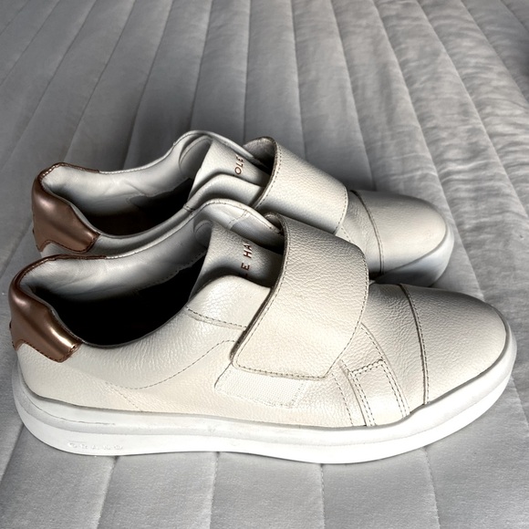 Cole Haan GrandPro Rally Velcro Leather Sneakers gold accent Women Size 5.5 B - Picture 1 of 12